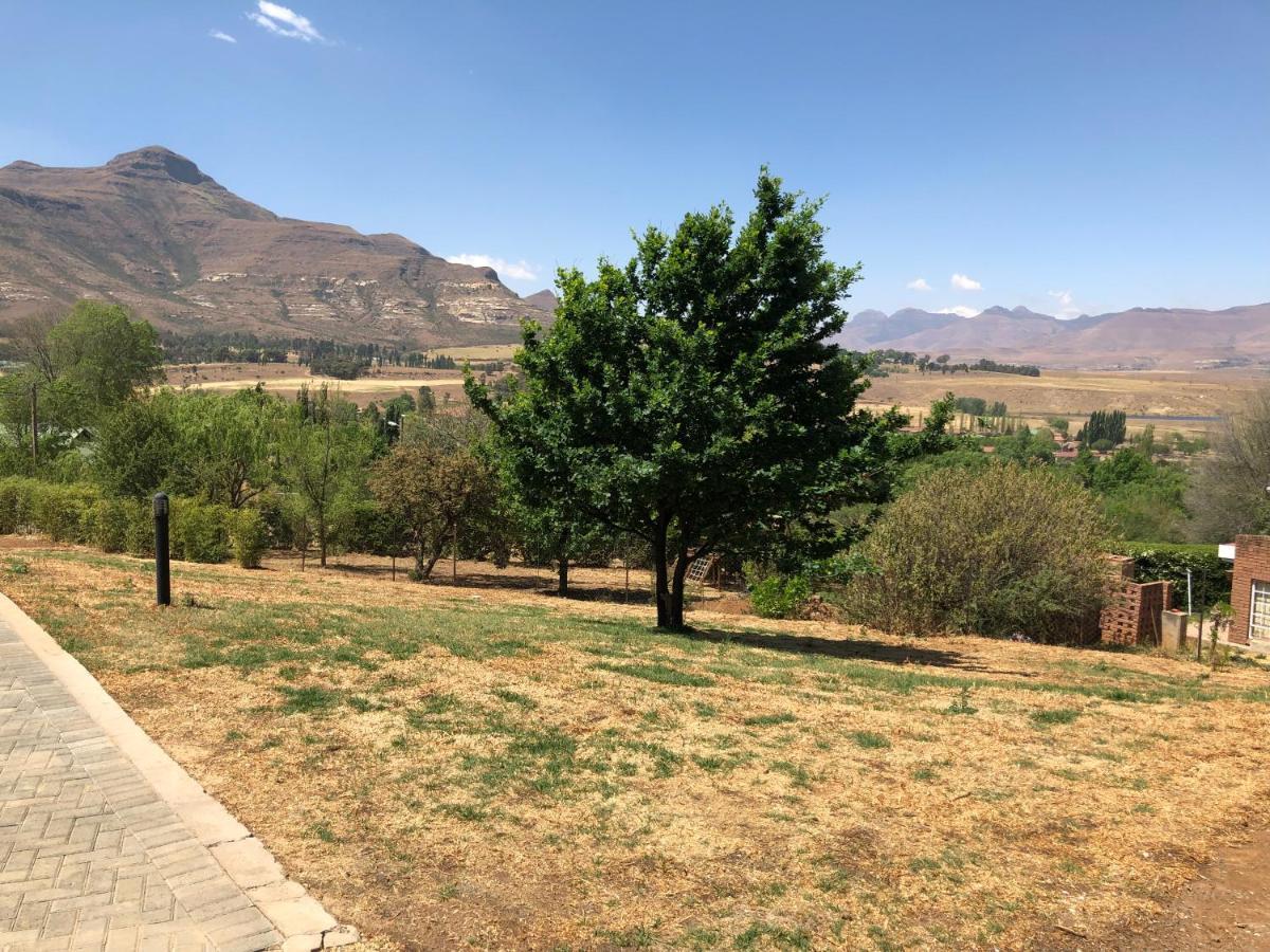 Lola'S Self Catering Accommodation Clarens Exterior photo